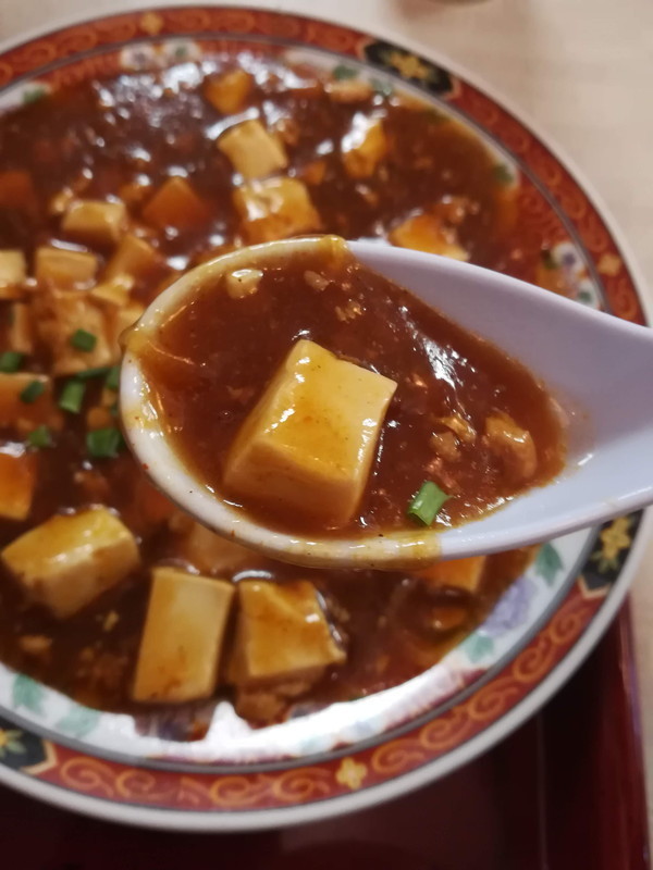 川崎駅東口の激安中華料理！一番館の麻婆豆腐（アップ）